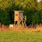 Dhotes Vue Jardin Coucher De Soleil A La Campagne