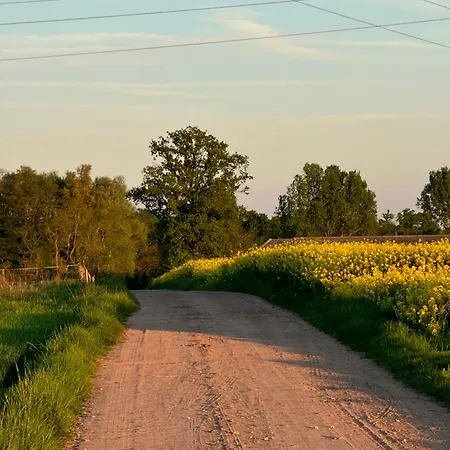 Dhotes Vue Jardin Coucher De Soleil A La Campagne 3*