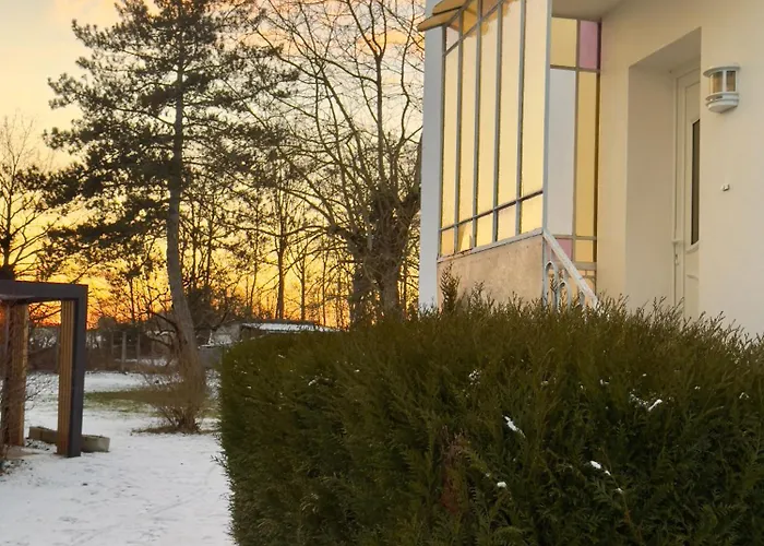 Dhotes Vue Jardin Coucher De Soleil A La Campagne 3* Haguenau