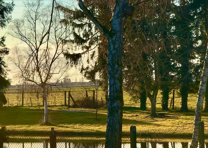 Dhotes Vue Jardin Coucher De Soleil A La Campagne Guest house 3*